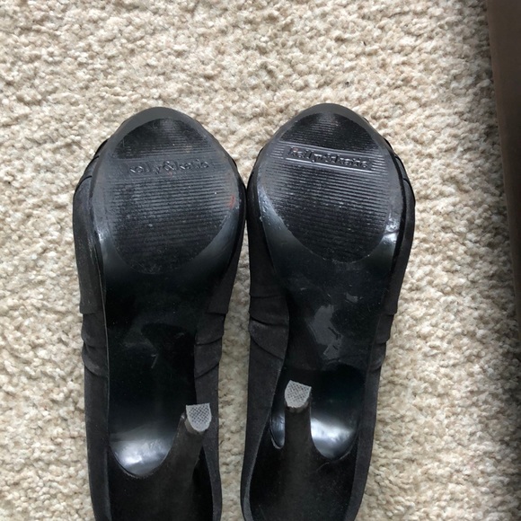 Peep toe heels - Picture 3 of 3